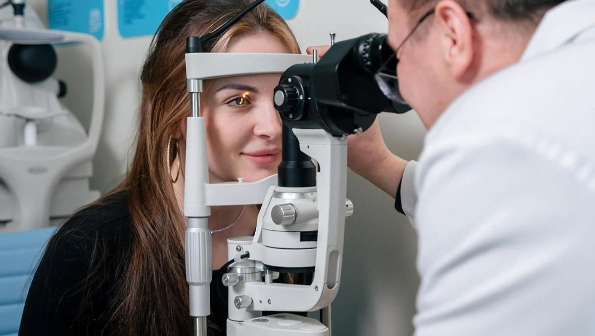 В Москве офтальмологические кабинеты оснастили самым современным оборудованием. Обложка © mos.ru