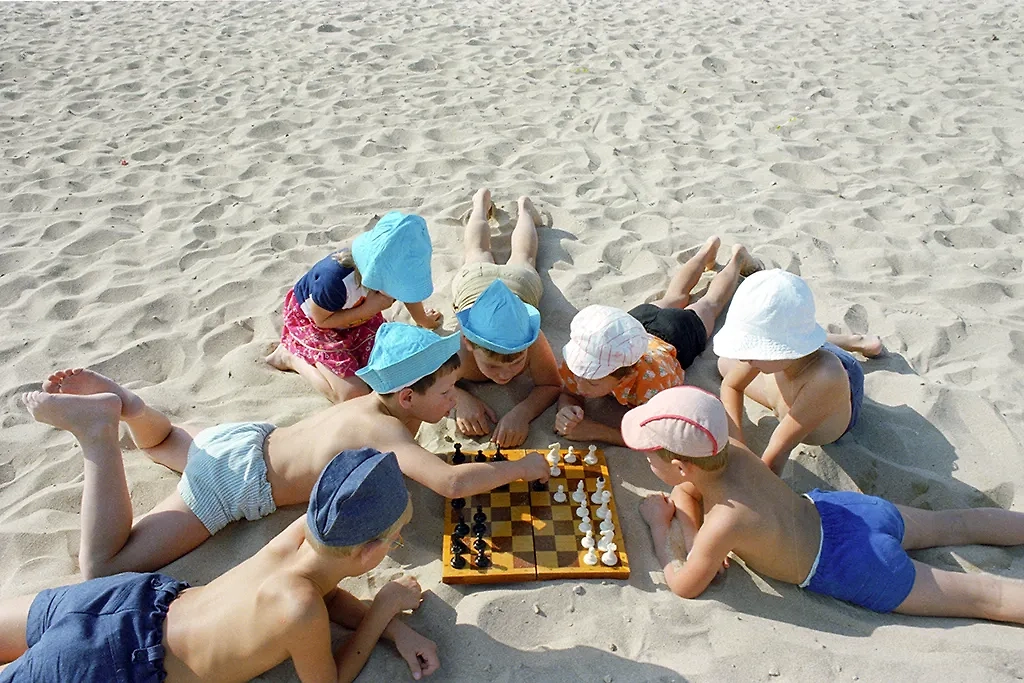 Детские игры времён СССР: уникальные архивные кадры. Фото © ТАСС / Борис Кавашкин