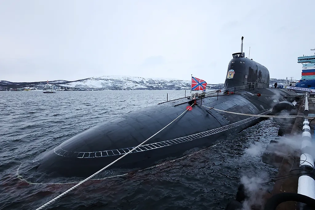 Атомный подводный крейсер «Архангельск» проекта 885М «Ясень-М» на территории предприятия «Атомфлот». Фото © ТАСС / Сергей Карпухин