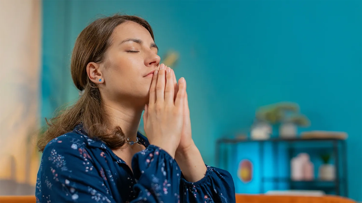 Великий пост без диеты: 5 способов ограничить себя не в еде. Обложка © Shutterstock / FOTODOM / Andrii Iemelianenko