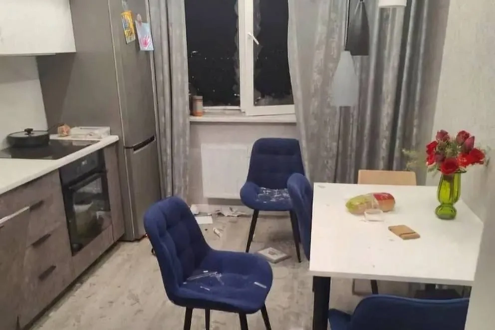 Повреждённая дроном квартира. Обложка © Telegram / SHOT