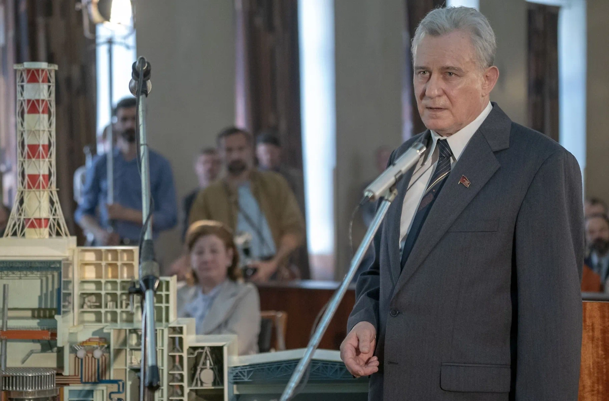 Кадр из сериала «Чернобыль». Режиссёр Йохан Ренк, сценарист Крэйг Мэйзин  / Kinopoisk