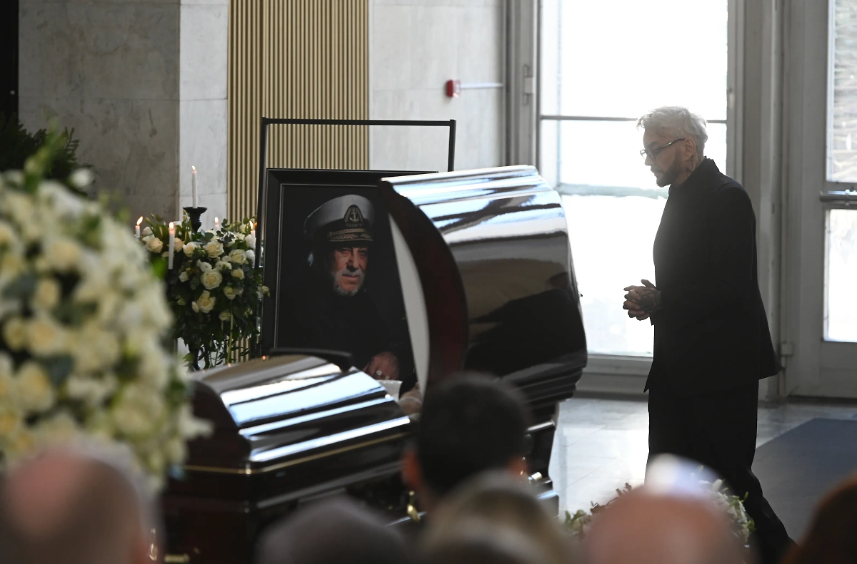 Филипп Киркоров произнёс трогательную речь. Фото © Life.ru