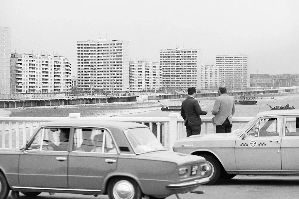 Цеховая солидарность и негласные правила: жизнь таксистов в советское время. Фото © ТАСС / А. Запара