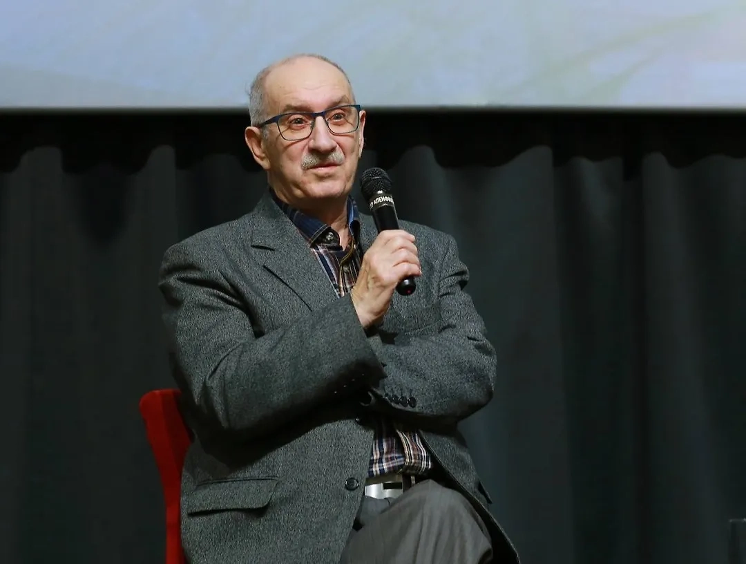 Звукорежиссёр «Ленфильма» Владимир Персов. Обложка © VK / Киностудия «Ленфильм»