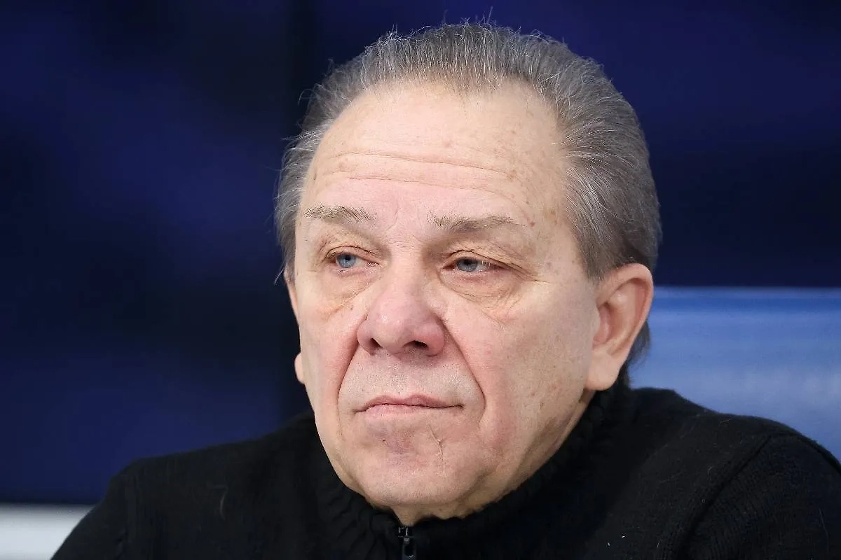Народный артист России Владимир Девятов. Обложка © ТАСС / Сергей Фадеичев