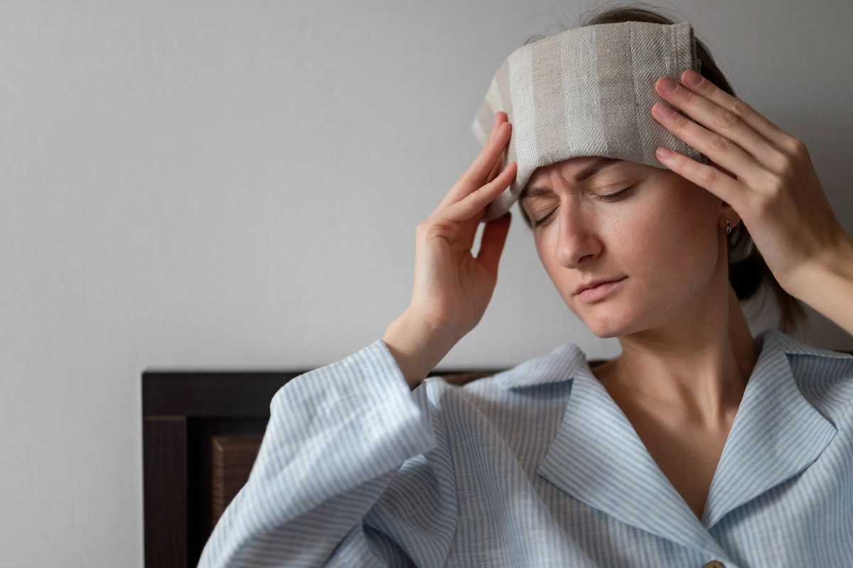 Любая головная боль требует внимательного отношения и консультации с врачом. Обложка © Freepik / freepik