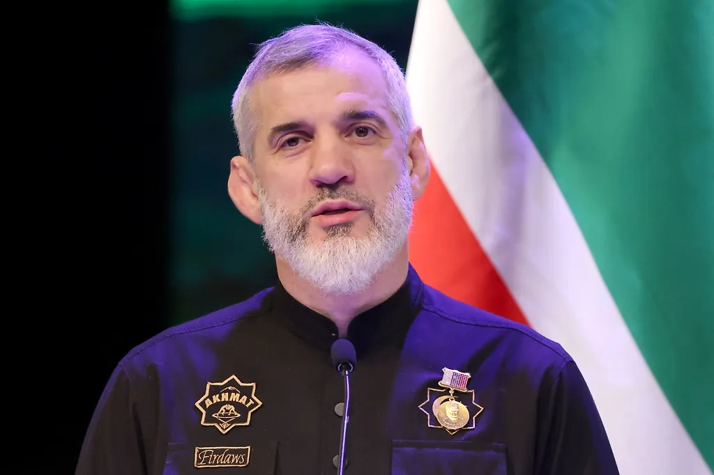 Бувайсар Сайтиев. Обложка © ТАСС / Елена Афонина