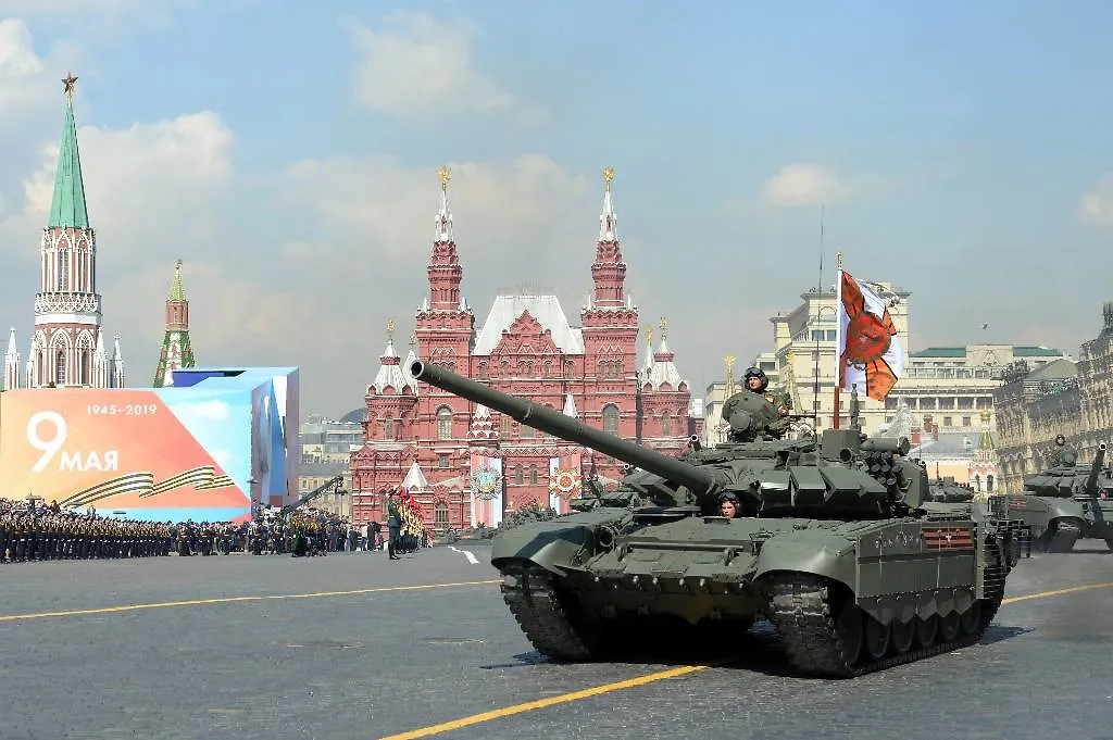 Красная площадь, Москва. Обложка © Shutterstock / FOTODOM / Free Wind 2014