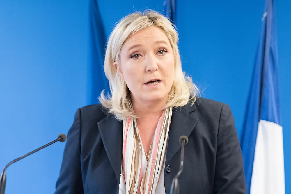 Марин Ле Пен. Обложка © Shutterstock / FOTODOM / Frederic Legrand - COMEO