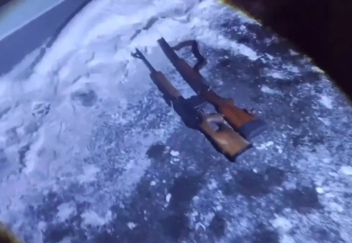 Оружие, из которого стрелял злоумышленник. Обложка © Telegram / СУ СК России по Мурманской области