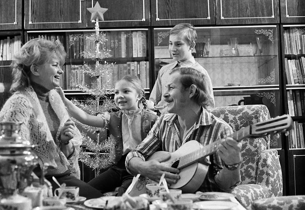 Психология брака в СССР: почему союзы были прочнее современных. Фото © ТАСС / Борис Клипиницер 