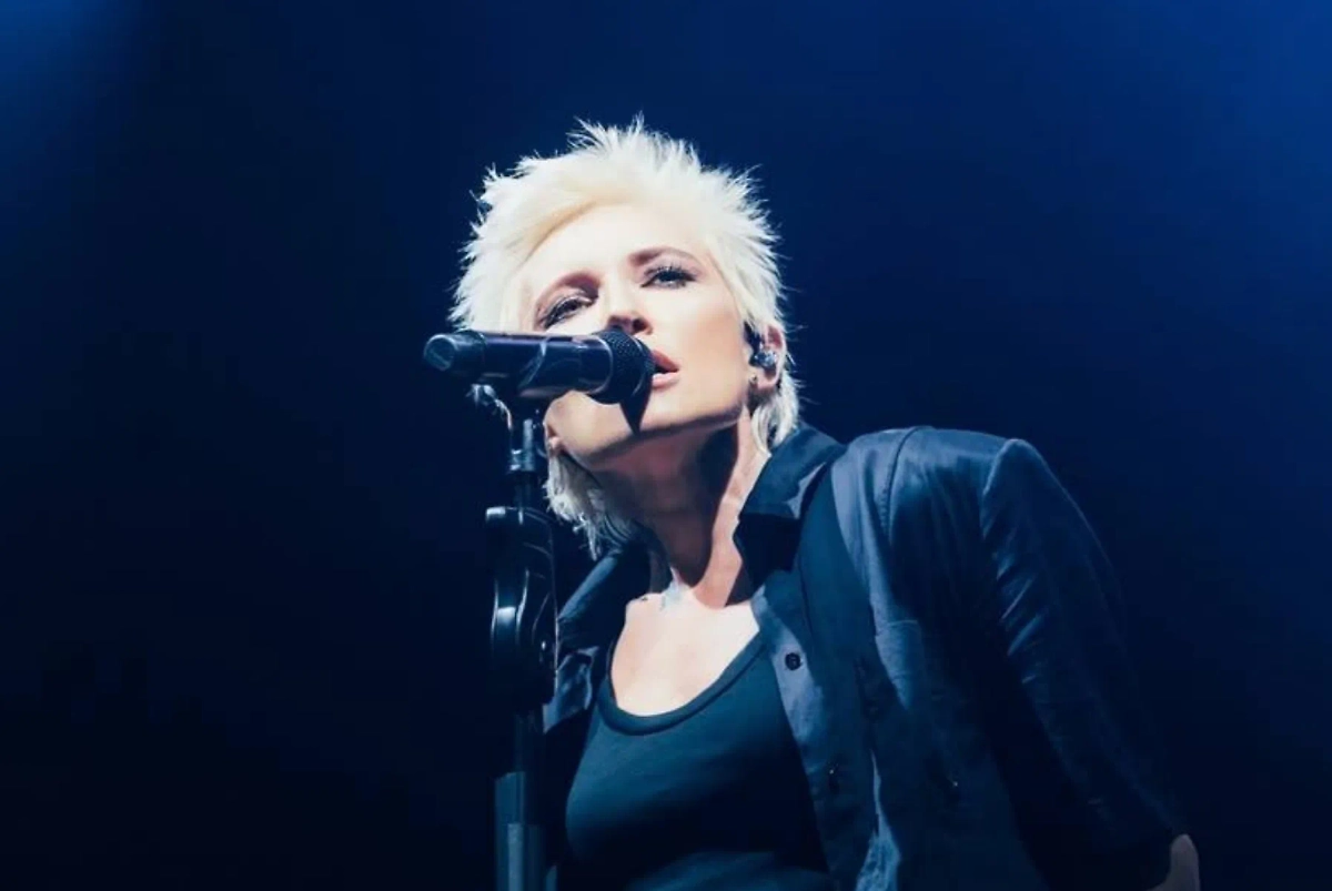 Диана Арбенина. Обложка © Instagram (признан экстремистской организацией и запрещён на территории Российской Федерации) / _diana_arbenina