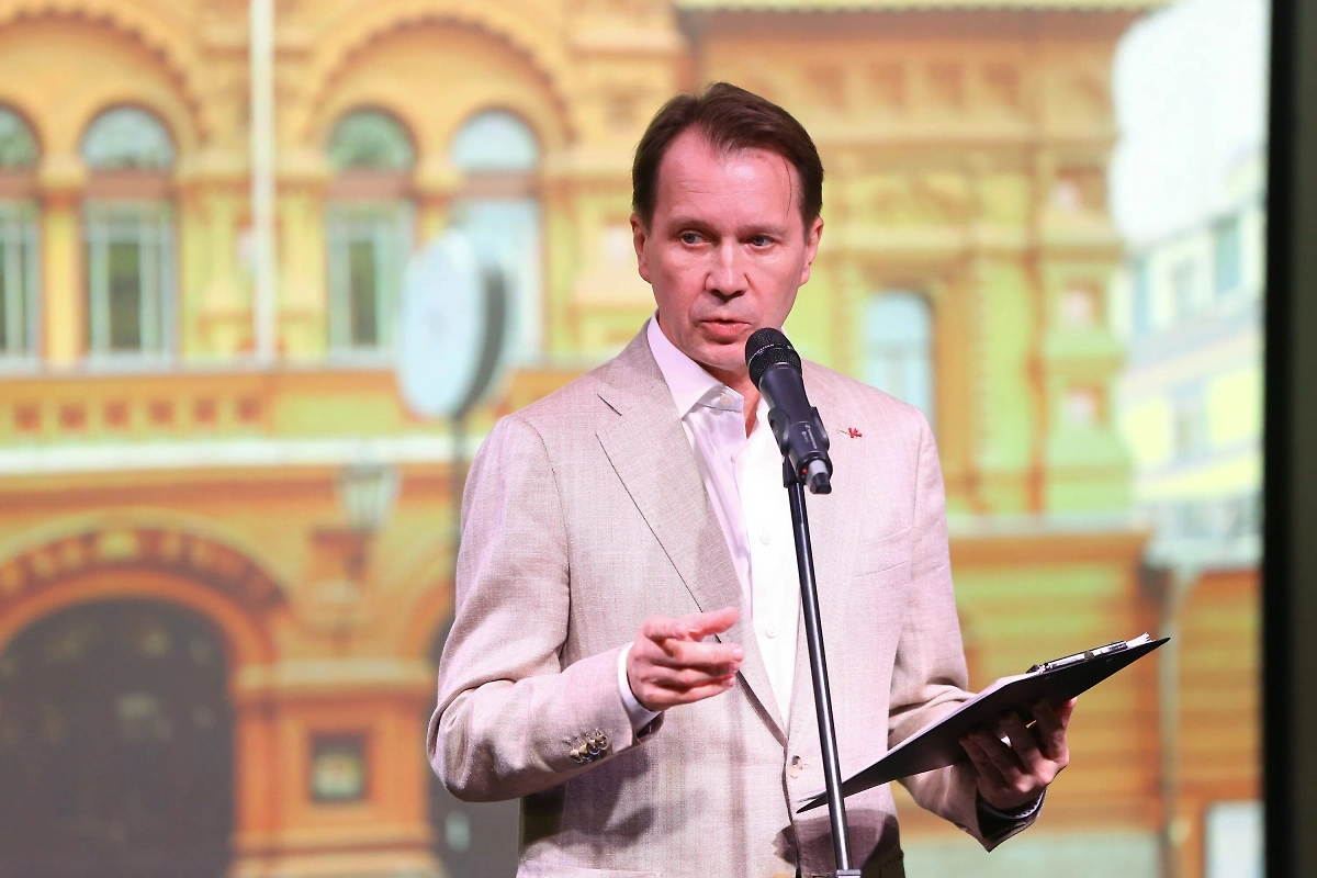 Евгений Миронов. Обложка © Агентство «Москва» / Ведяшкин Сергей