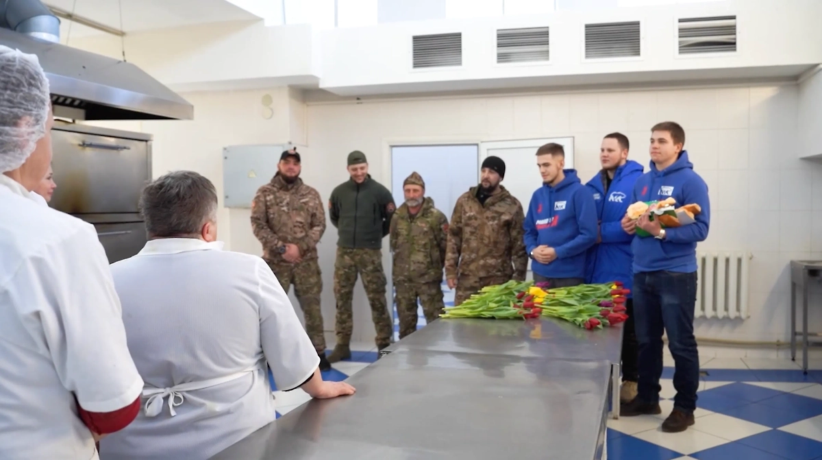 Военные из бригады «Пятнашка». Обложка © Пресс-служба «Пятнашки»