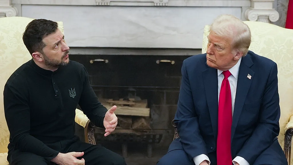 Владимир Зеленский и Дональд Трамп. Обложка © ТАСС / Mystyslav Chernov