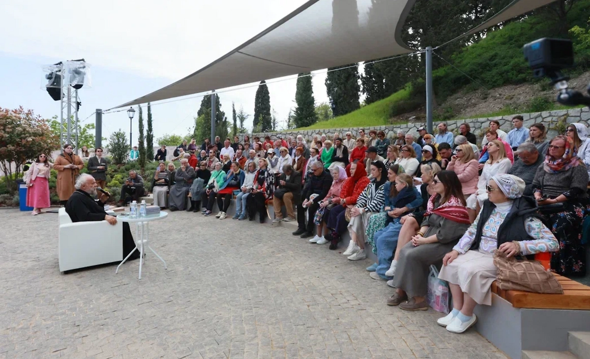 В Алупке с 1 по 5 мая пройдёт фестиваль «Явление» с более чем 80 событиями. Фото © Предоставлено Life.ru
