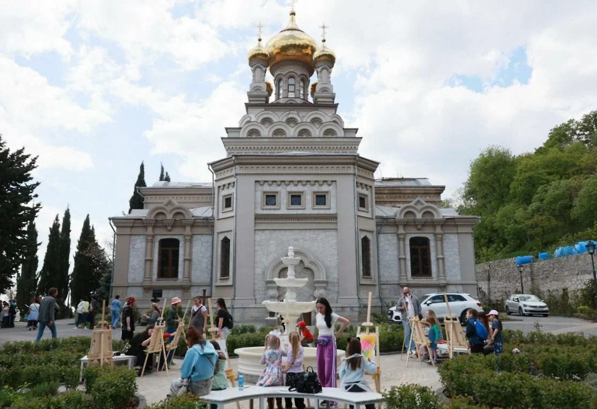 В Алупке с 1 по 5 мая пройдёт фестиваль «Явление» с более чем 80 событиями. Фото © Предоставлено Life.ru