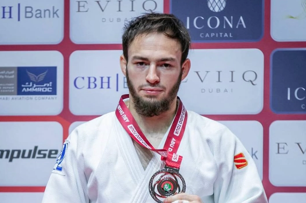 Обложка © Instagram (признан экстремистской организацией и запрещён на территории Российской Федерации)/murad_chopanov