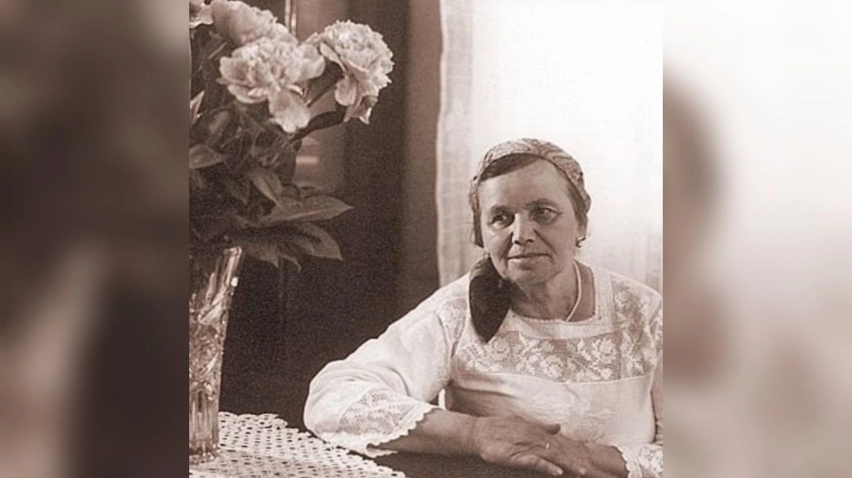 Мать Софии Ротару. Фото © Instagram (признан экстремистской организацией и запрещён на территории Российской Федерации) / sofiarotaru.official