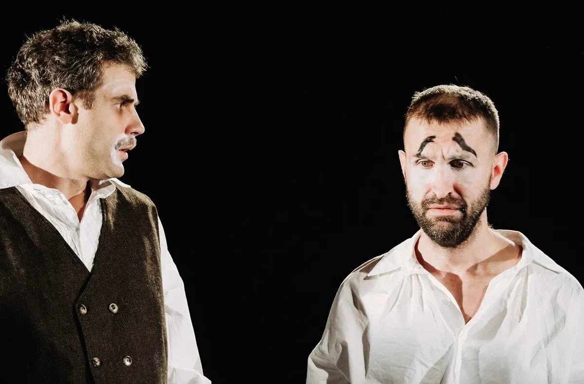 В «Психопатах» заняты Виктор Добронравов, Иван Добронравов, Сергей Гилев, Дмитрий Ендальцев и другие артисты. Фото © Театр на Страстном 