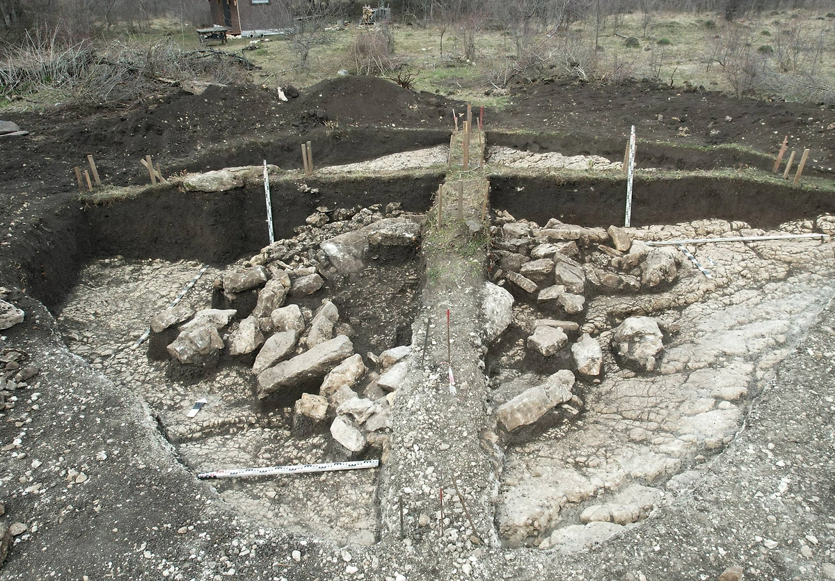 В Адыгее нашли древние захоронения. Фото © Telegram / Мурат Кумпилов