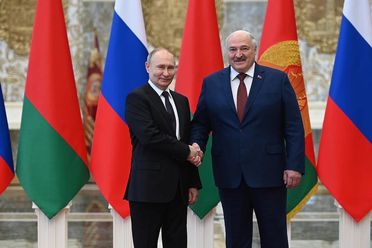 Президенты РФ и Белоруссии Владимир Путин и Александр Лукашенко. Обложка © Life.ru