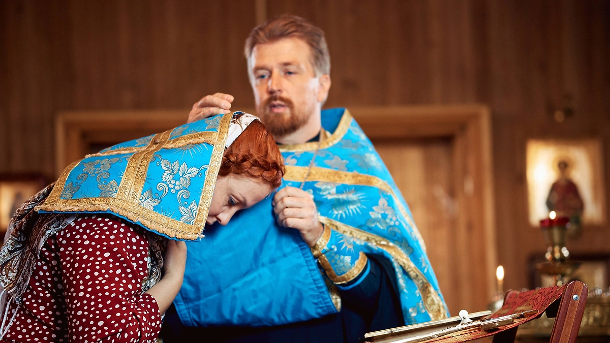 На Благовещение желательно посетить храм и исповедоваться. Фото © Shutterstock / FOTODOM / Klavdiia Arziukova