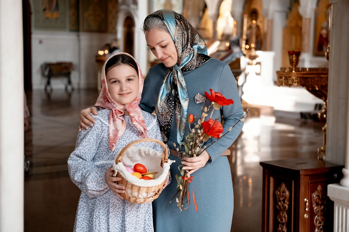 Как рассчитать дату Пасхи. Обложка © Shutterstock / FOTODOM / ANNA GRANT