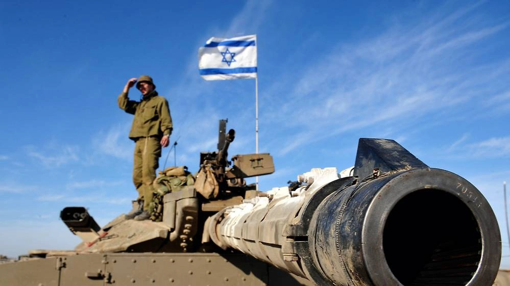 Обложка © Shutterstock / FOTODOM / ChameleonsEye