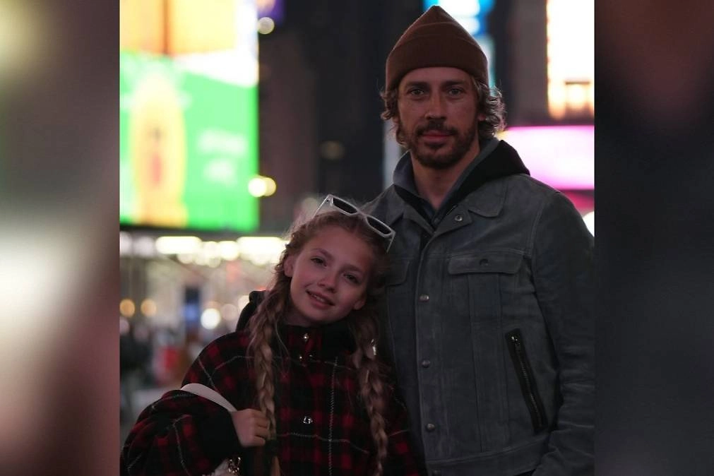 Максим Галкин с дочерью. Обложка © Instagram (признан экстремистской организацией и запрещён на территории Российской Федерации) / maxgalkinru