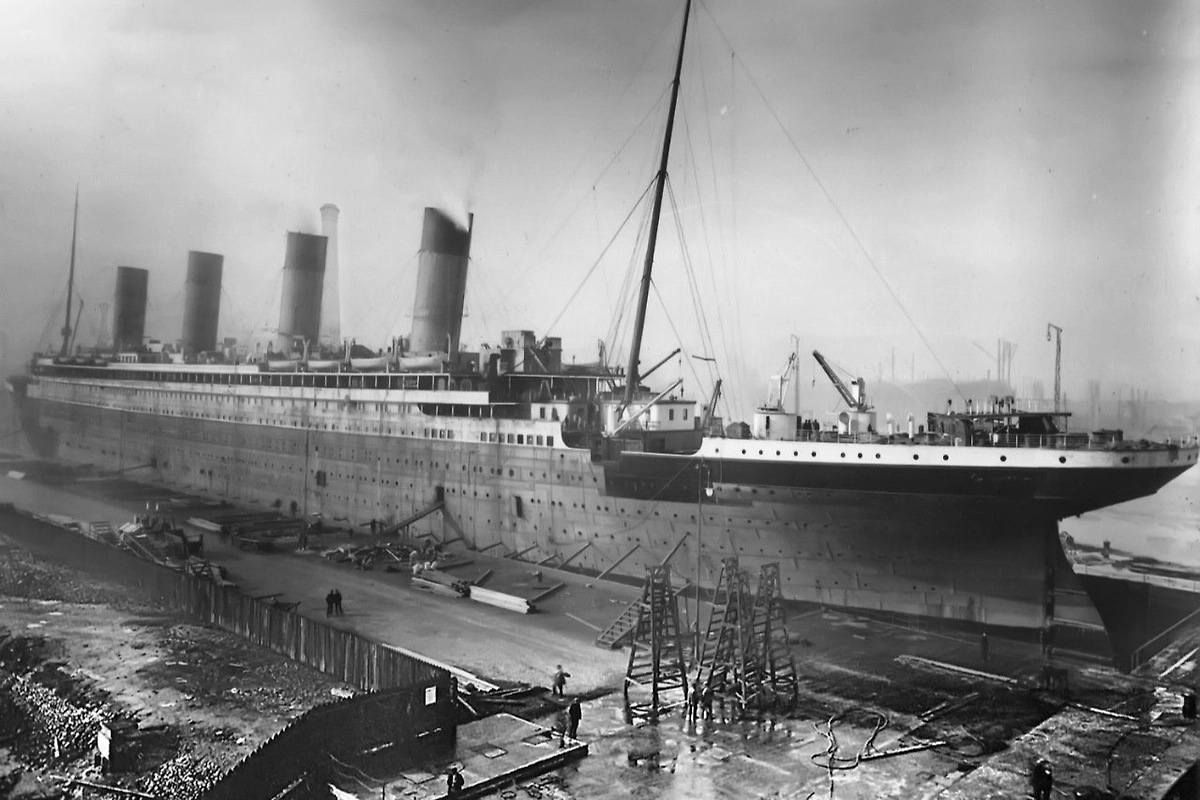 Почему затонул «Титаник»? Виноваты ли инженеры в трагедии 1912 года? Фото © Wikipedia / Robert John Welch