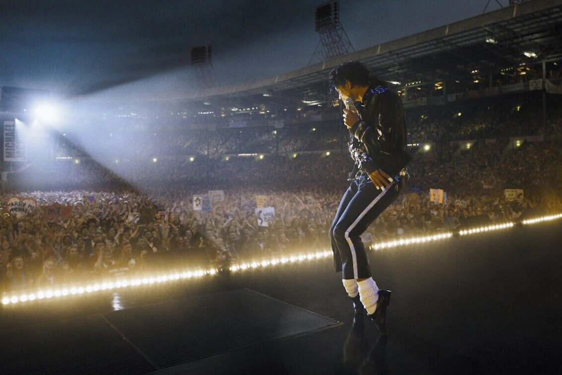 Фильм о Майкле Джексоне 2026: рейтинг, отзывы критиков. Фото © «Майкл» (2026), режиссёр Антуан Фукуа, сценарист Джон Логан / Kinopoisk