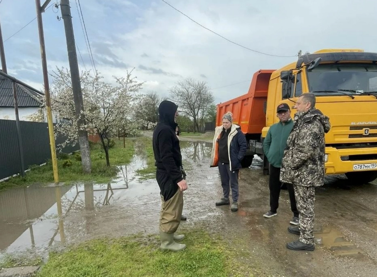 На Кубани борются с паводками. Фото © Telegram / Сергей Сидоренко