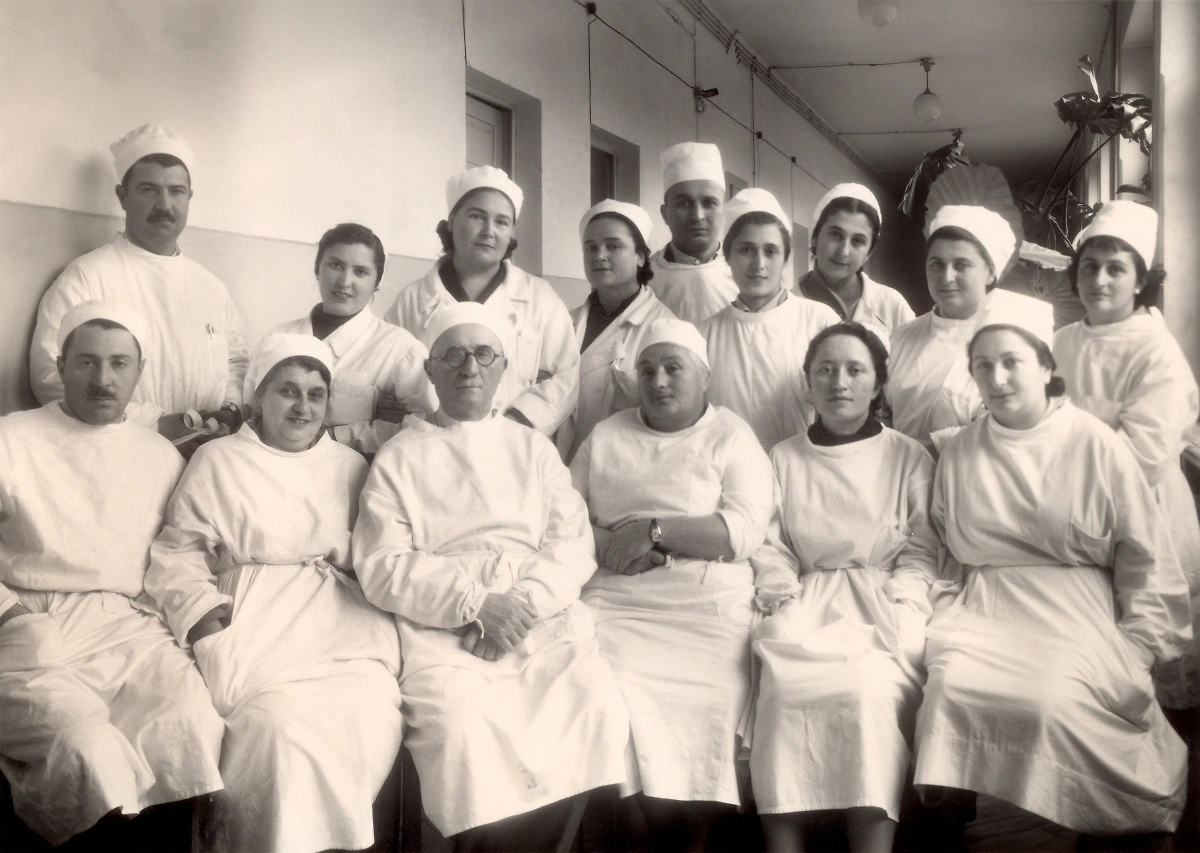 Топ-7 вещей, которые придумали в СССР, а вы до сих пор этим пользуетесь: бесплатная медицина. Фото © Shutterstock / FOTODOM / artnana