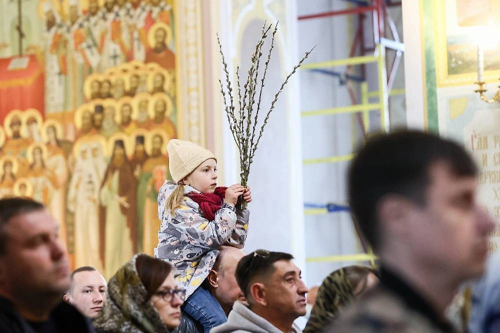 Как поздравить с Вербным воскресеньем 2026: пожелания в стихах. Фото ©&nbsp;ТАСС / Сергей Мальгавко