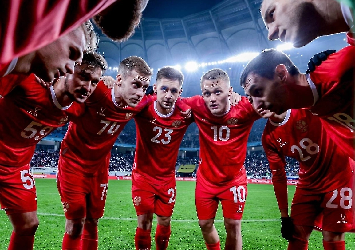 Сборная России осталась на 36-м месте в рейтинге ФИФА