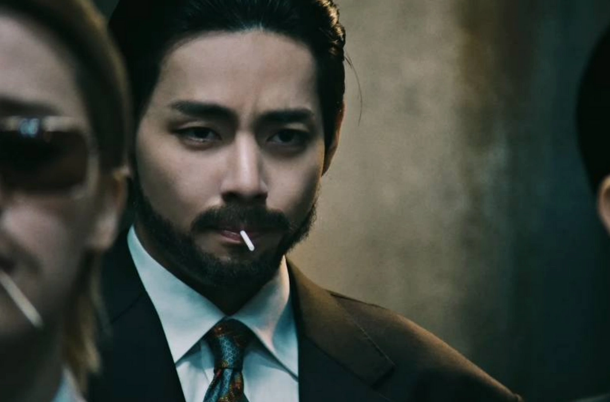 Кадр из клипа BTS. Фото © Instagram (признан экстремистской организацией и запрещён на территории Российской Федерации)/ bts.bighitofficial