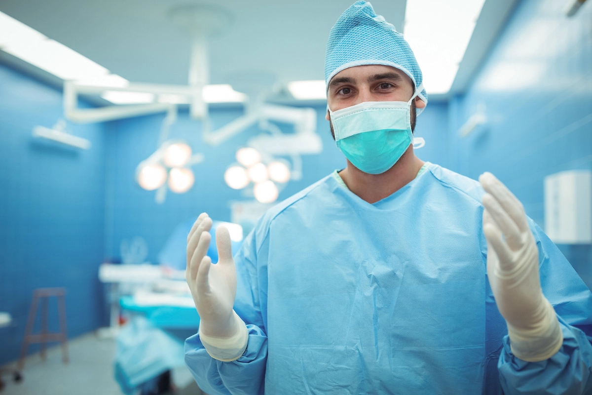 Психология цвета: почему белые халаты врачей делают только хуже и как с этим бороться? Фото © Shutterstock / FOTODOM / wavebreakmedia