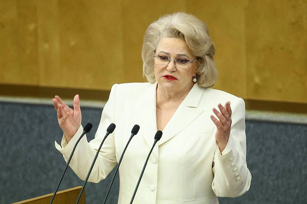 Депутат Нина Останина намерена оставить колдунов без рекламы. Фото © ТАСС / Сергей Булкин