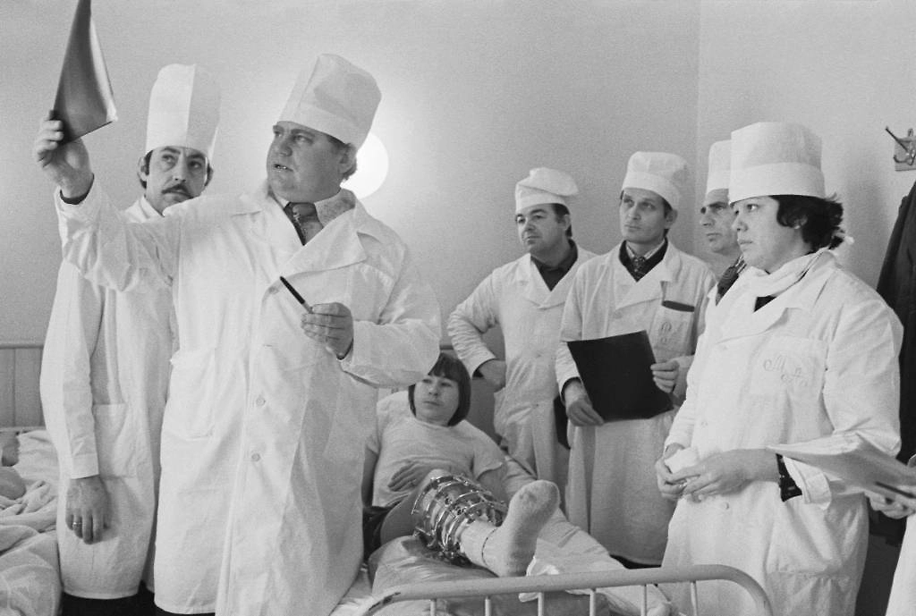 Почему медицинские халаты именно белые? Кто это придумал и зачем? Фото © ТАСС / Юрий Лизунов