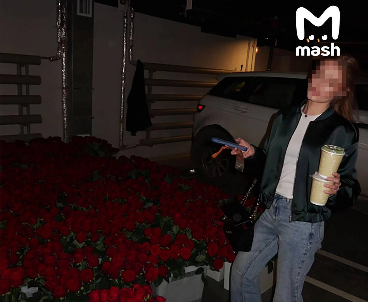 16-летняя дочь бизнесмена получила миллион алых роз. Фото © Telegram / Mash