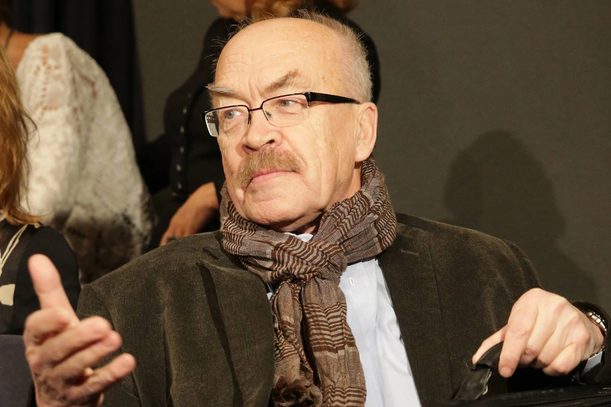 Почему советских актёров называли так странно: история необычных имён. Рогволд Суховерко. Фото © ТАСС / Артём Геодакян