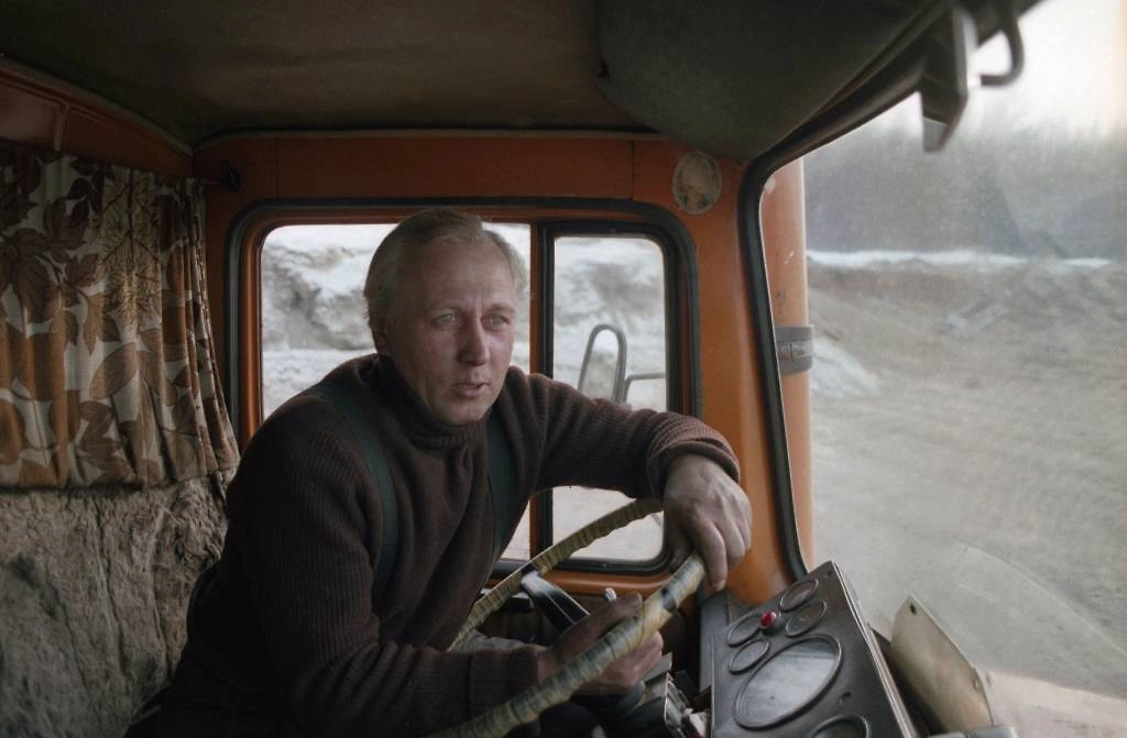 Запотевание стёкол в автомобиле: дедовский способ с солью работает и сегодня. Фото © ТАСС / Григорий Калачьян