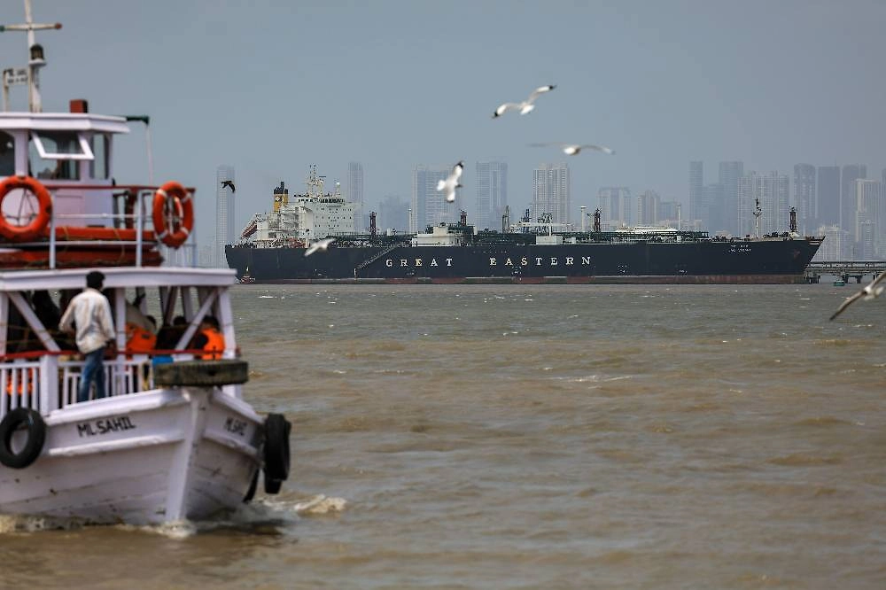 Обложка © ТАСС / EPA / DIVYAKANT SOLANKI