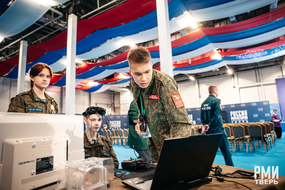 В Твери дали старт всероссийской «Вахте Памяти — 2026». Фото © Пресс-служба Поискового движения России