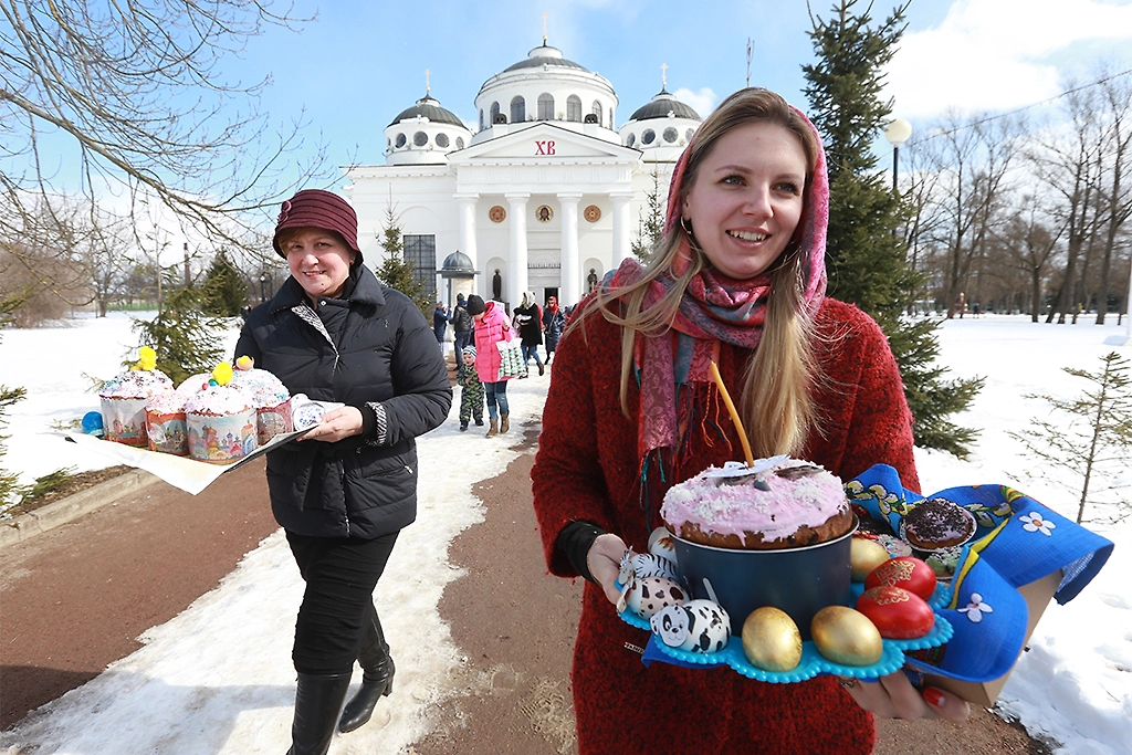 Снег на Пасху — что значит по народным приметам. Фото © ТАСС / Сергей Коньков
