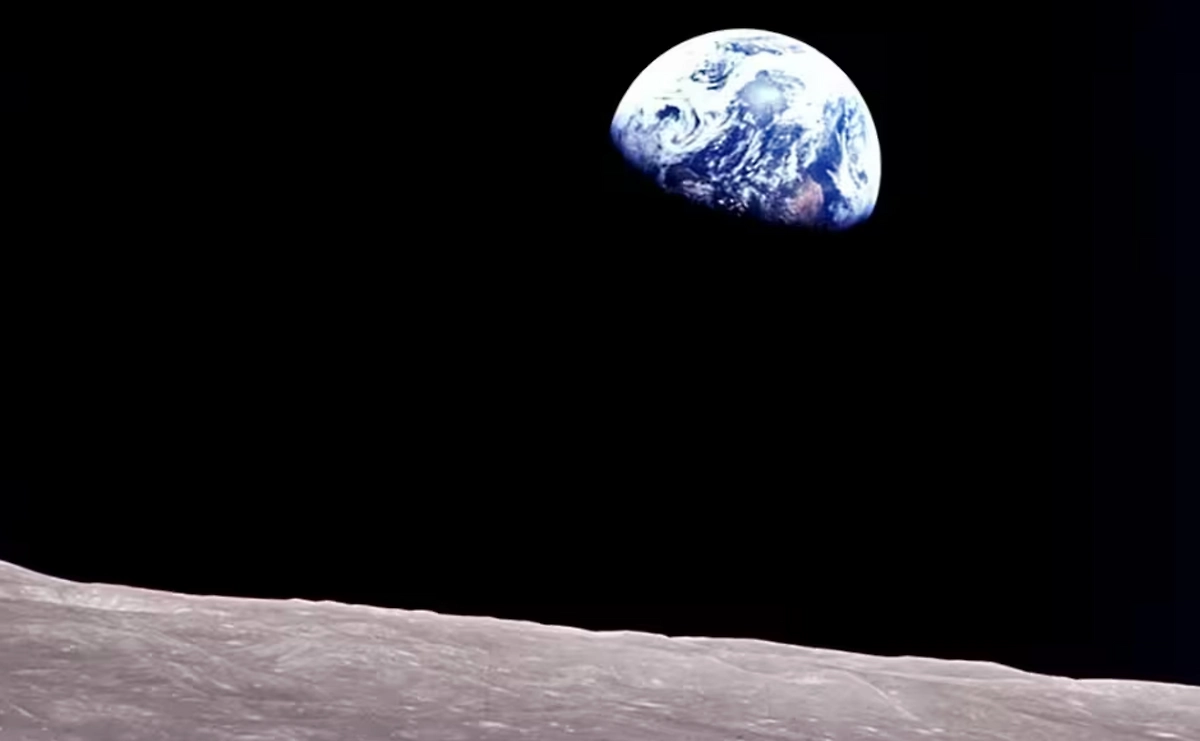 Снимок «Восход Земли», 2026 год. Фото © NASA / Bill Anders