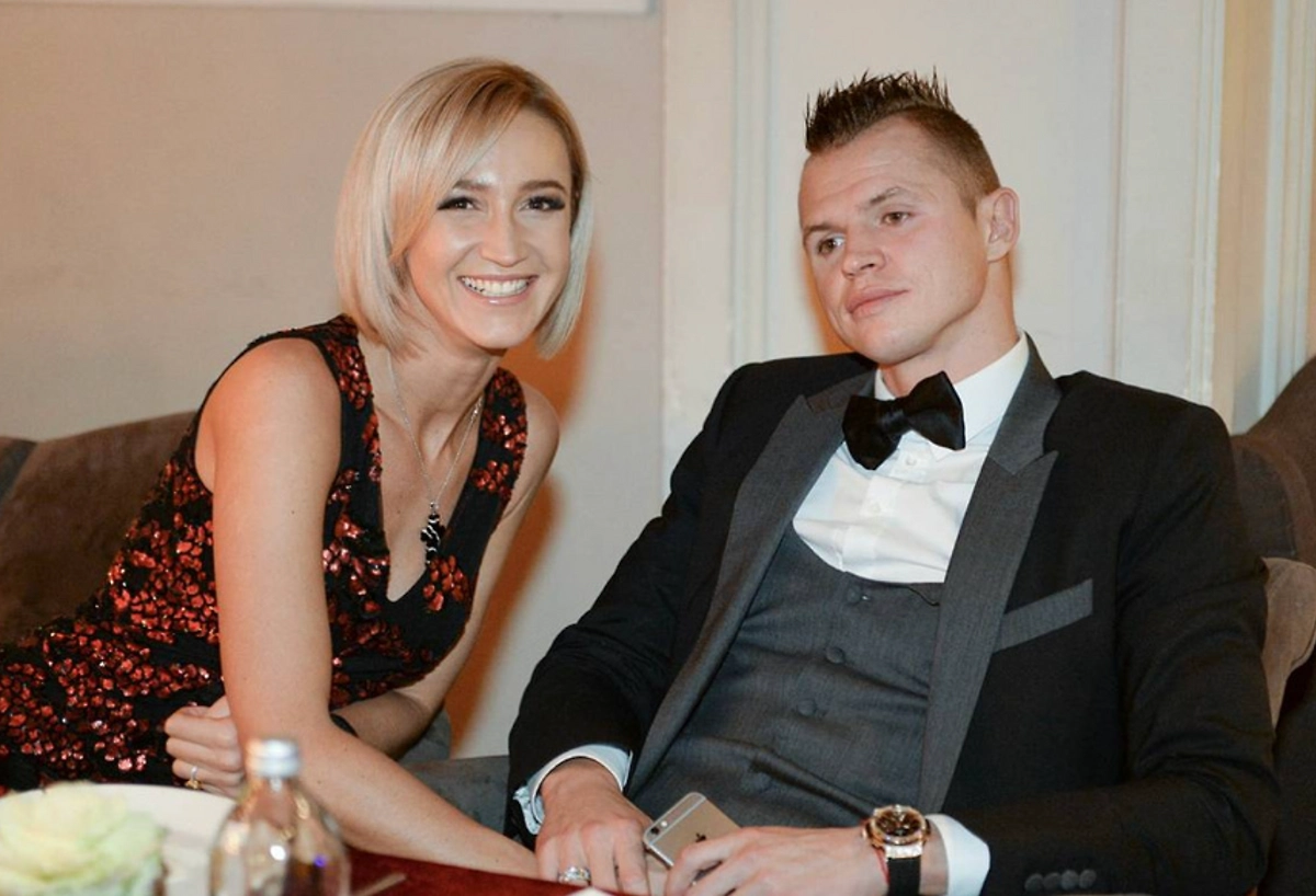 Дмитрий Тарасов и Ольга Бузова в период своих отношений. Фото © Life.ru