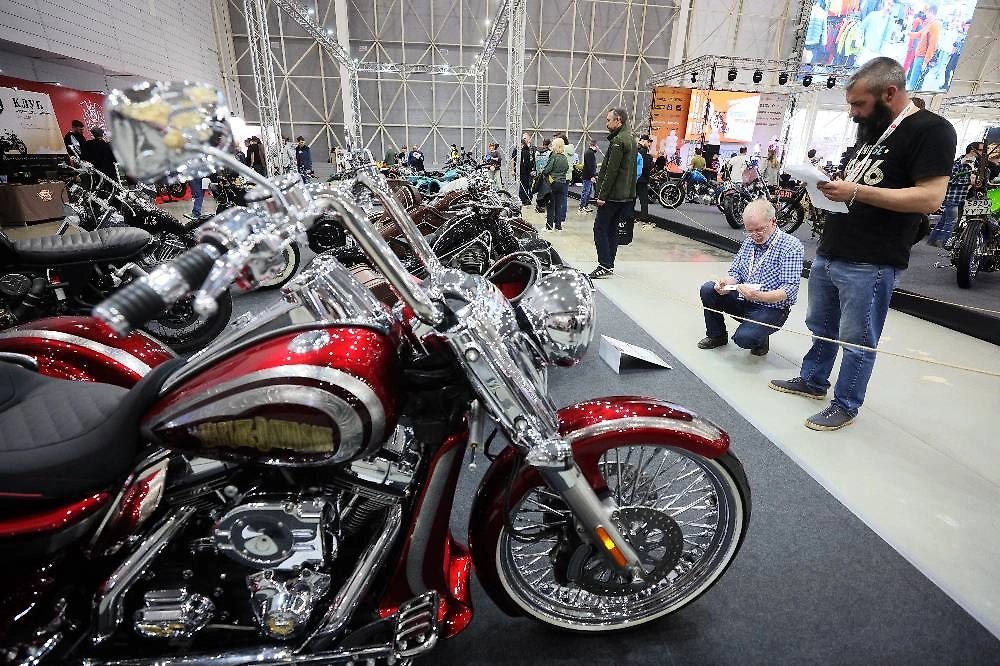 Как подготовить мотоцикл к сезону: полный чек-лист. Фото © ТАСС / EPA / MAXIM SHIPENKOV